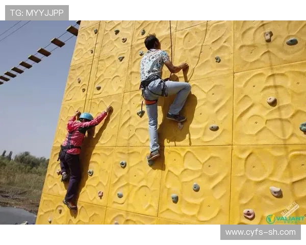 北京攀岩队荣登全国攀岩配合排行榜第二名展现实力与团队精神 北京攀岩队荣登全国攀岩配合排行榜第二名展现实力与团队精神