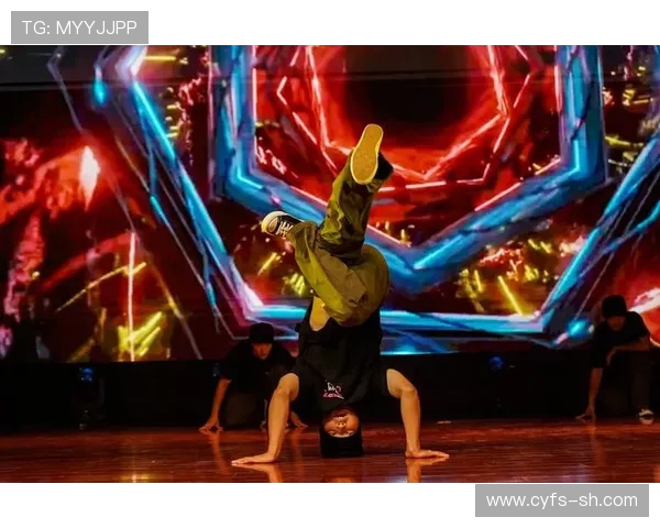 全国街舞大赛特别报道:杭州飞盘队如何成功转型为街舞新星 全国街舞大赛特别报道:杭州飞盘队如何成功转型为街舞新星