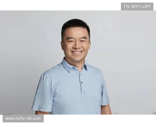 张磊专访：从青涩少年到足球巨星的成长之路回顾