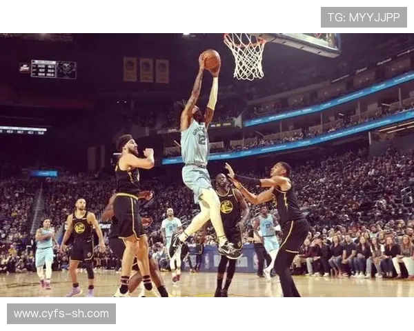 2008年NBA季后赛火箭队与灰熊队激战回顾及精彩瞬间分析