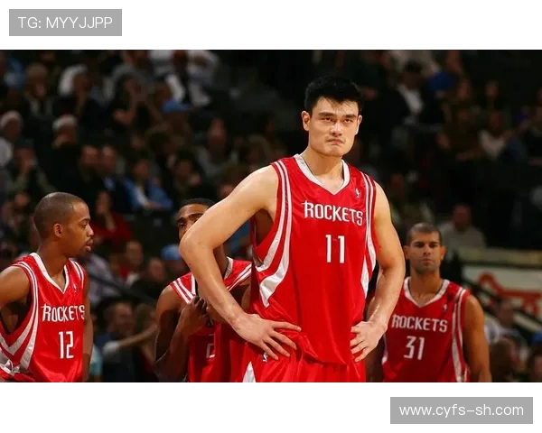 姚明带领火箭队对阵老鹰精彩录像回顾与赛场亮点分析