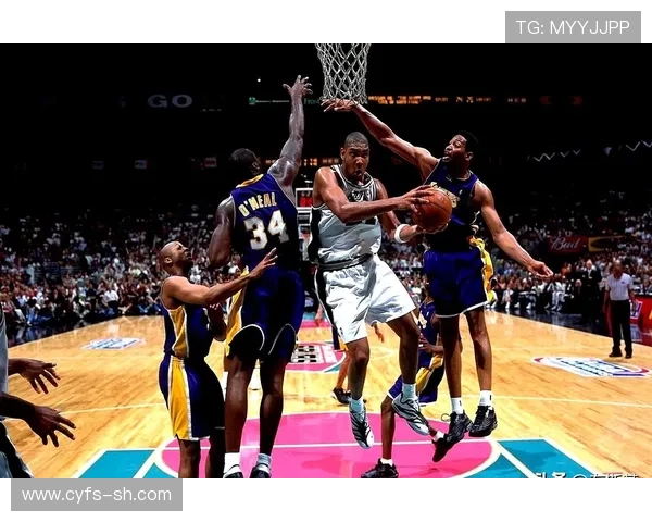 邓肯与奥胖经典对决视频回顾两位传奇巨星的巅峰时刻